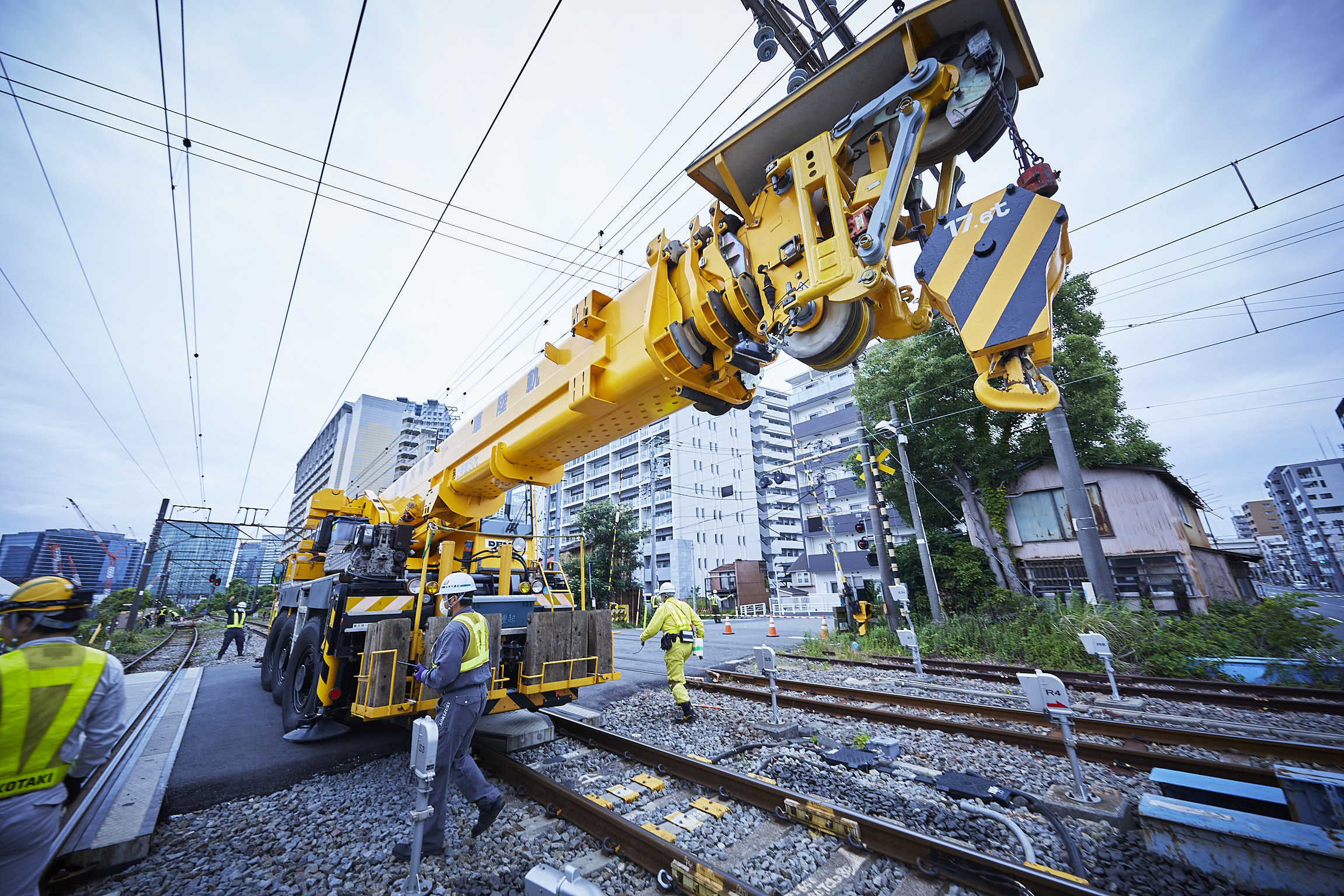 鉄道工事は深夜のメンテナンス